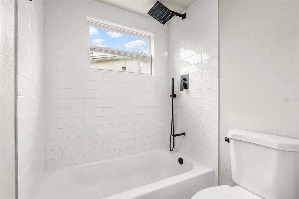 Photo of 4036 SUNRAY DRIVE