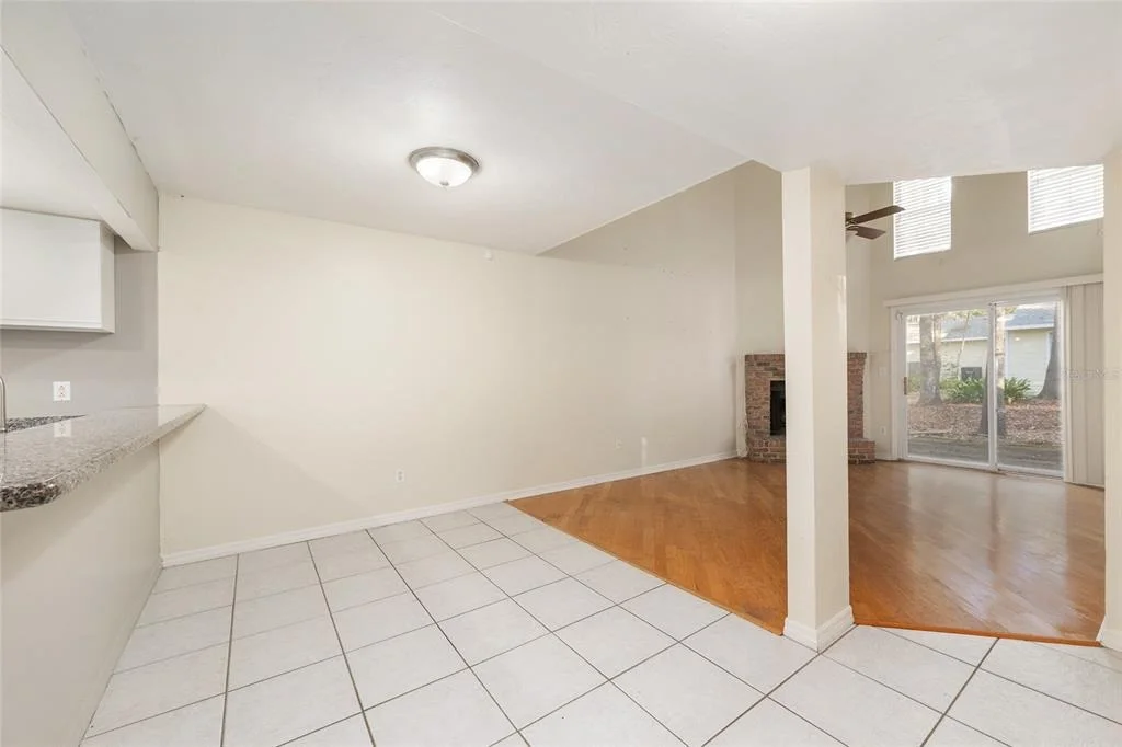 Photo of Unit K at 345 NW 48TH BOULEVARD