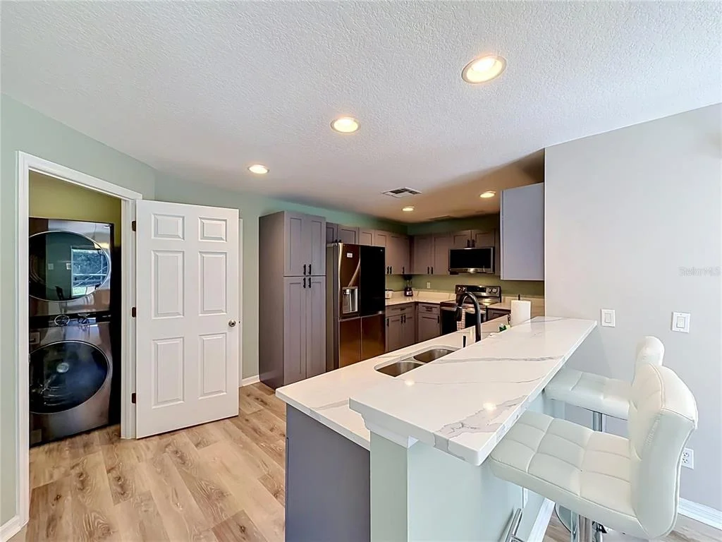 Photo of 135 ROBIN ROAD