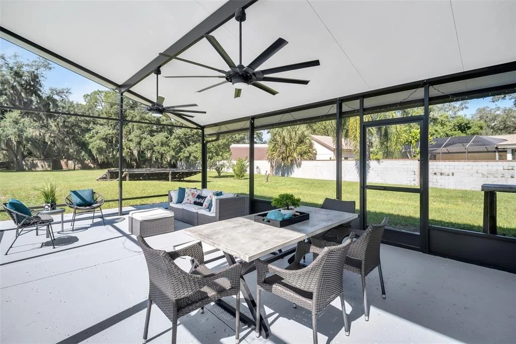 Photo of 810 WARREN ROAD