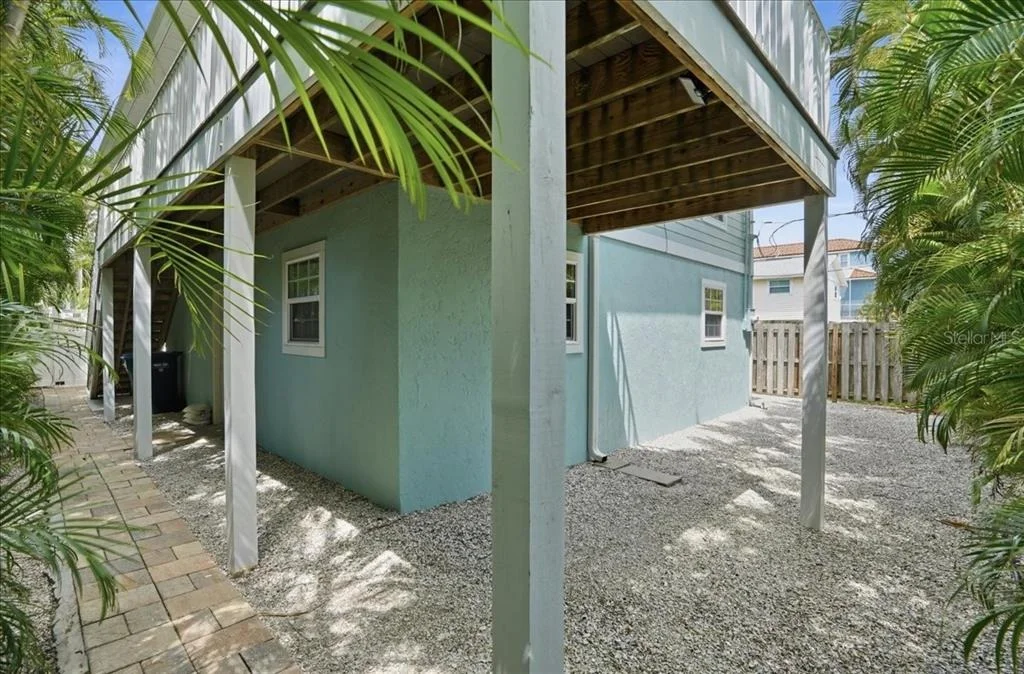 Photo of 2811 GULF DRIVE