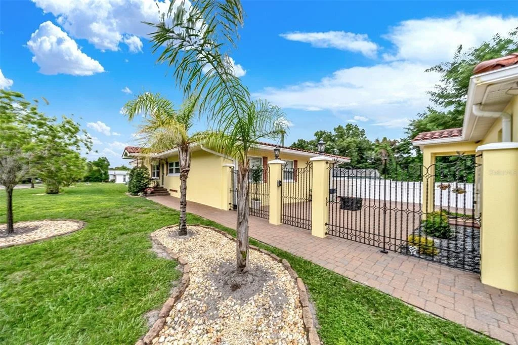 Photo of 123 SUNRISE BOULEVARD