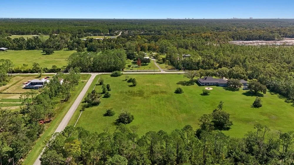 Photo of 420 LEEWAY TRAIL