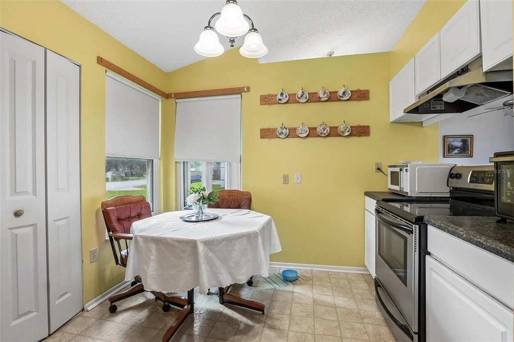Photo of 3280 AMBASSADOR AVENUE