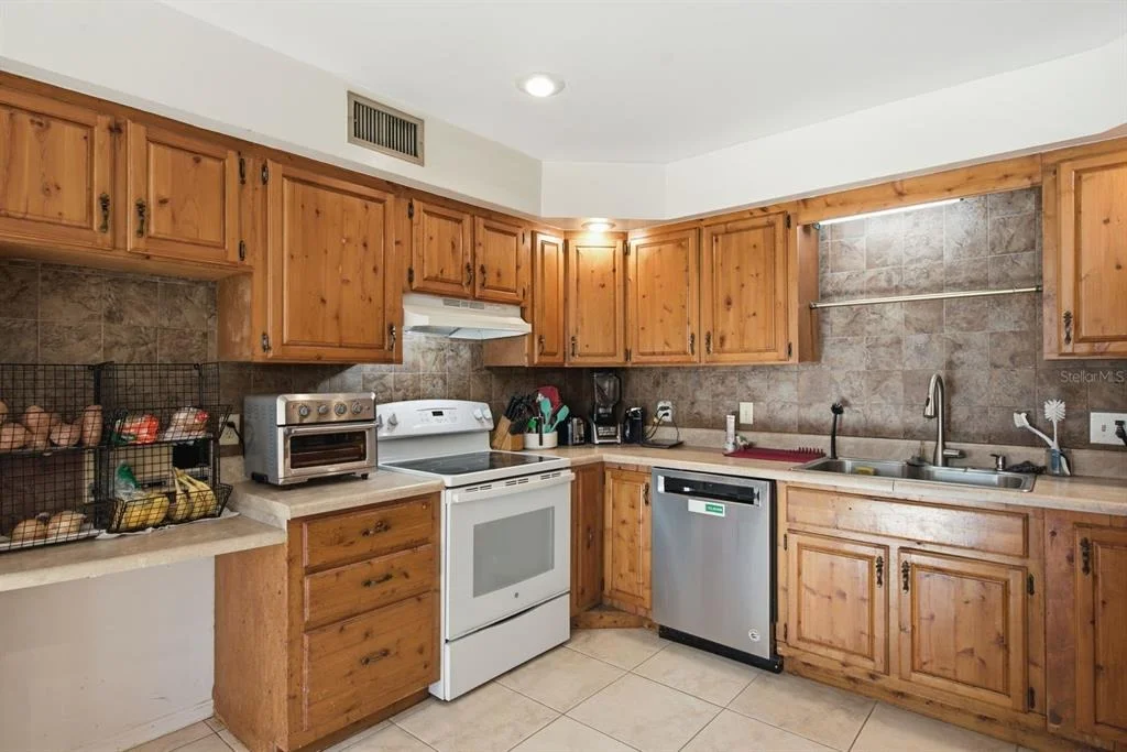 Photo of 6451 76TH TERRACE N