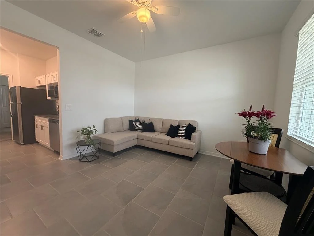 Photo of 652 GROVE STREET