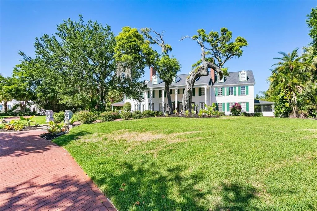 Photo of 253 JOHN ANDERSON DRIVE