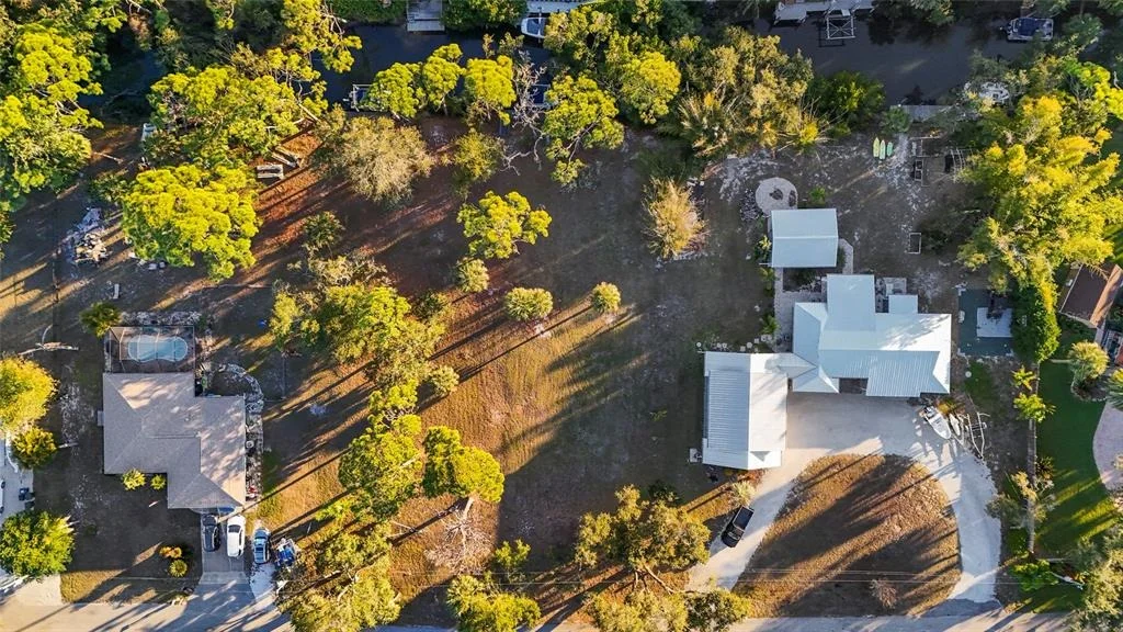 Photo of 405 ESTIL DRIVE N