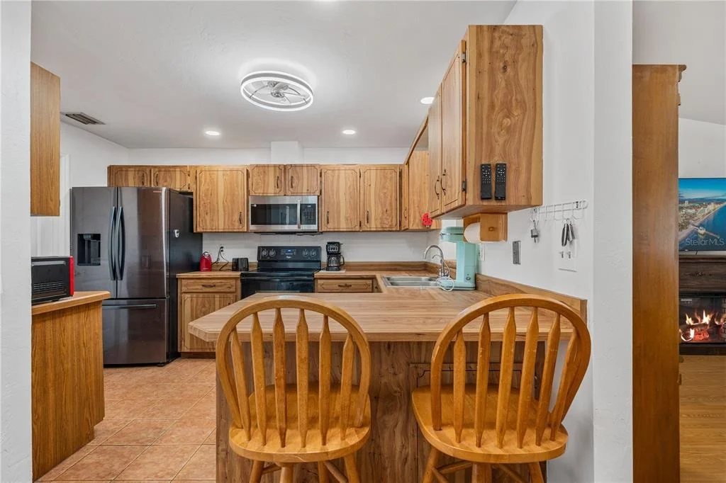 Photo of 1228 THOMASINA DRIVE