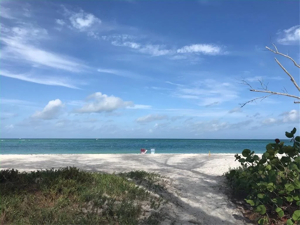 Photo of 7365 PALM ISLAND DRIVE