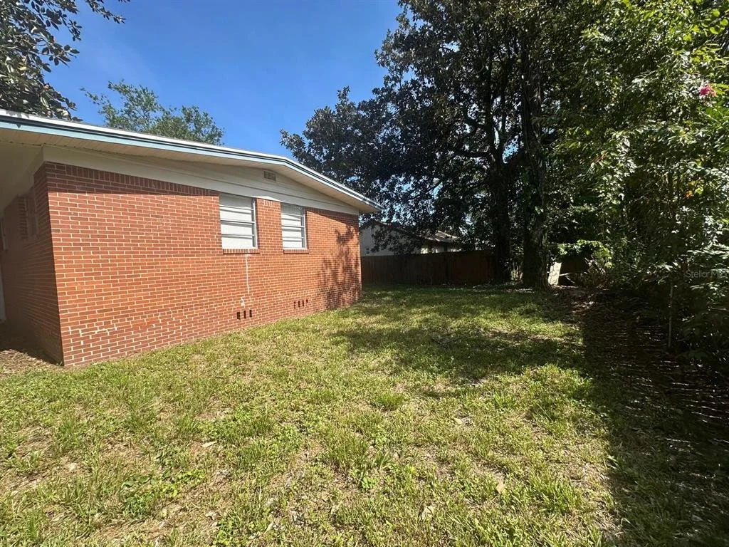 Photo of 1430 RON ROAD