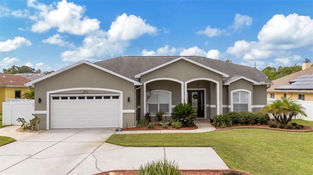 Photo of 21812 CARSON DRIVE