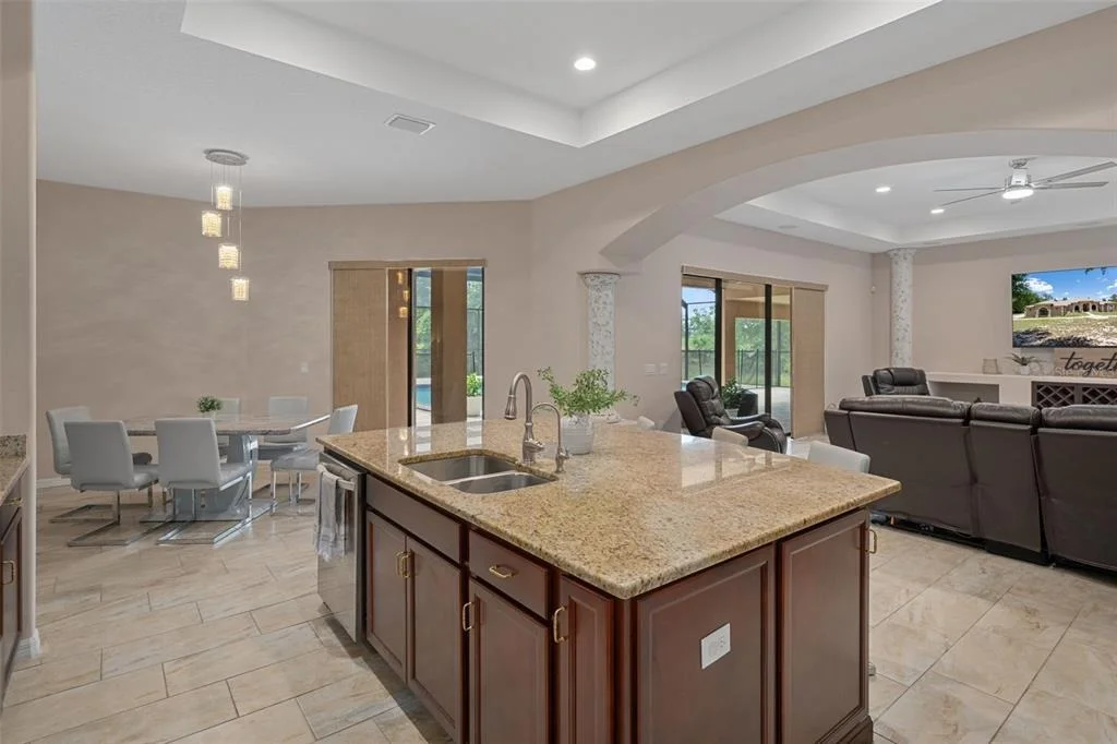 Photo of 222 SUNCOAST BOULEVARD