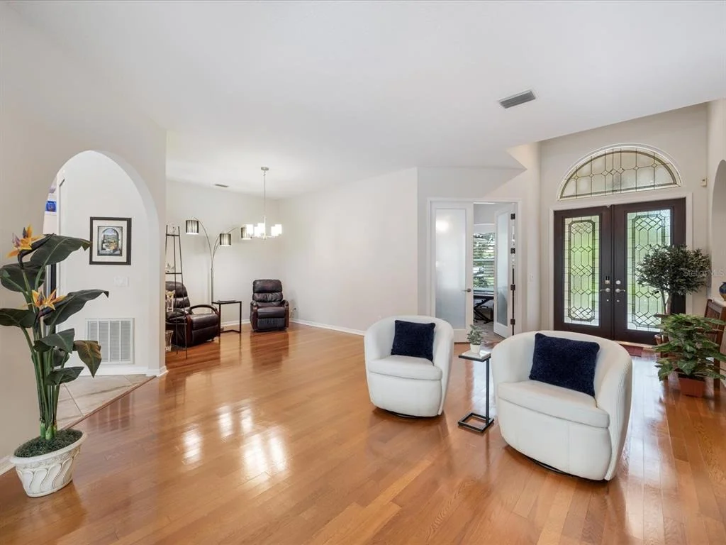 Photo of 4987 CROSS POINTE DRIVE