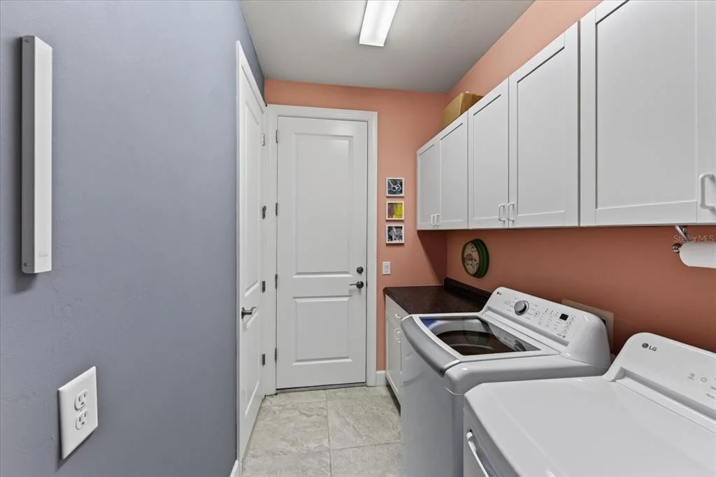 Photo of 6927 HOLBROOK COVE