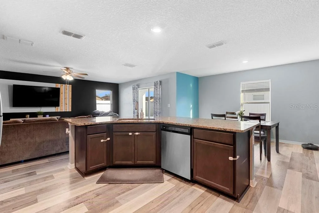 Photo of 440 KENSINGTON VIEW DRIVE