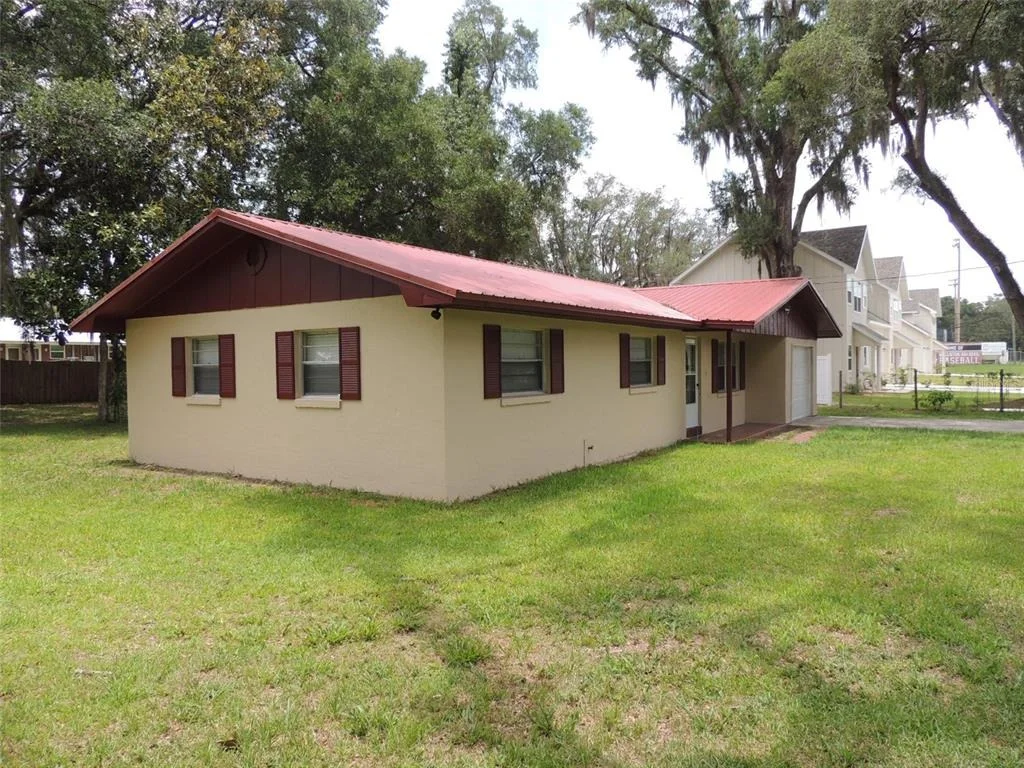 Photo of 330 SE 6TH STREET