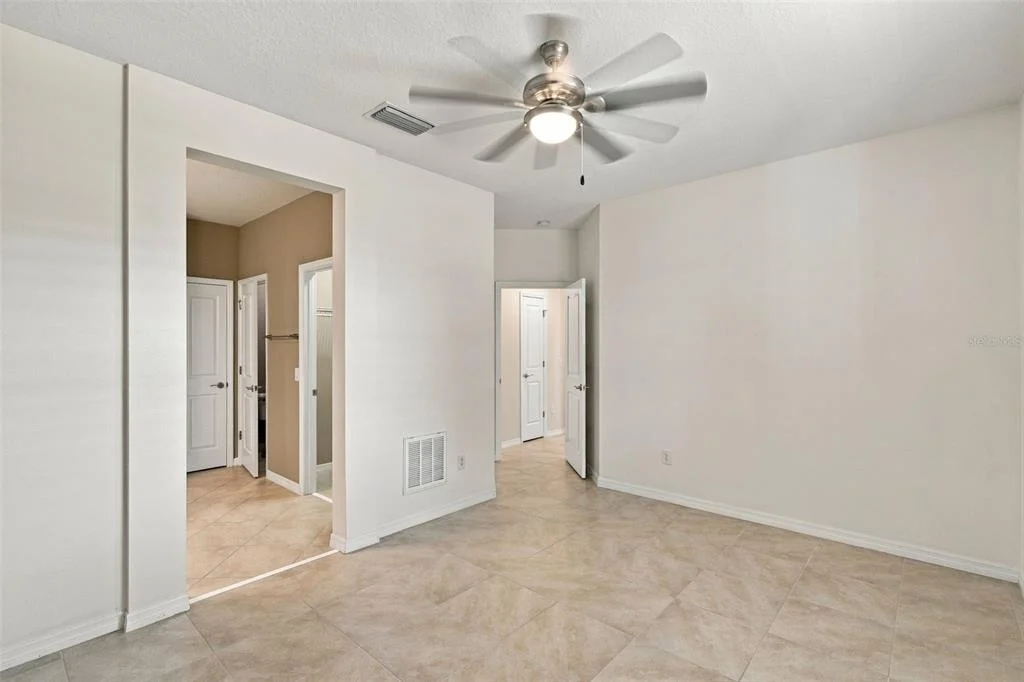 Photo of 5665 NW 40TH LOOP