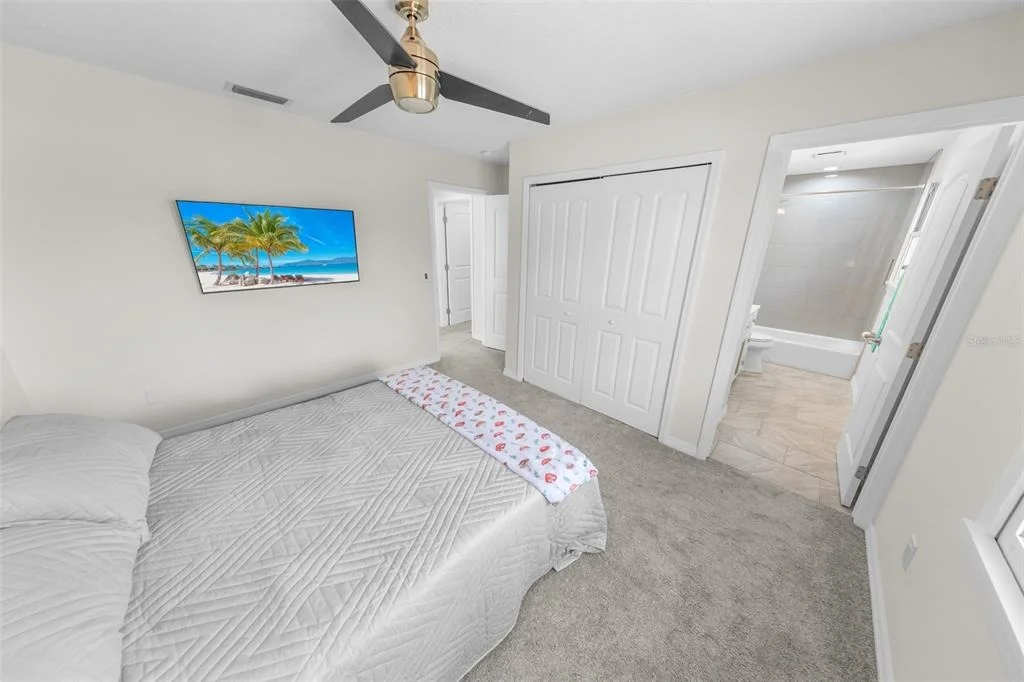 Photo of 38 LAZY EIGHT DRIVE