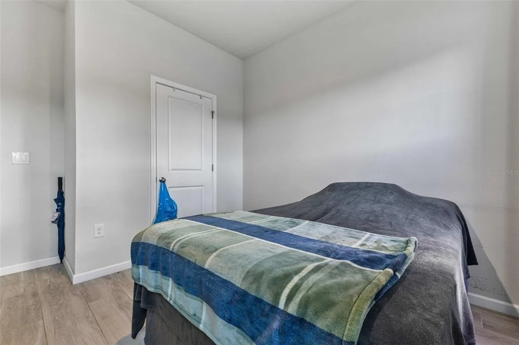 Photo of 194 EAGLE HARBOR WAY
