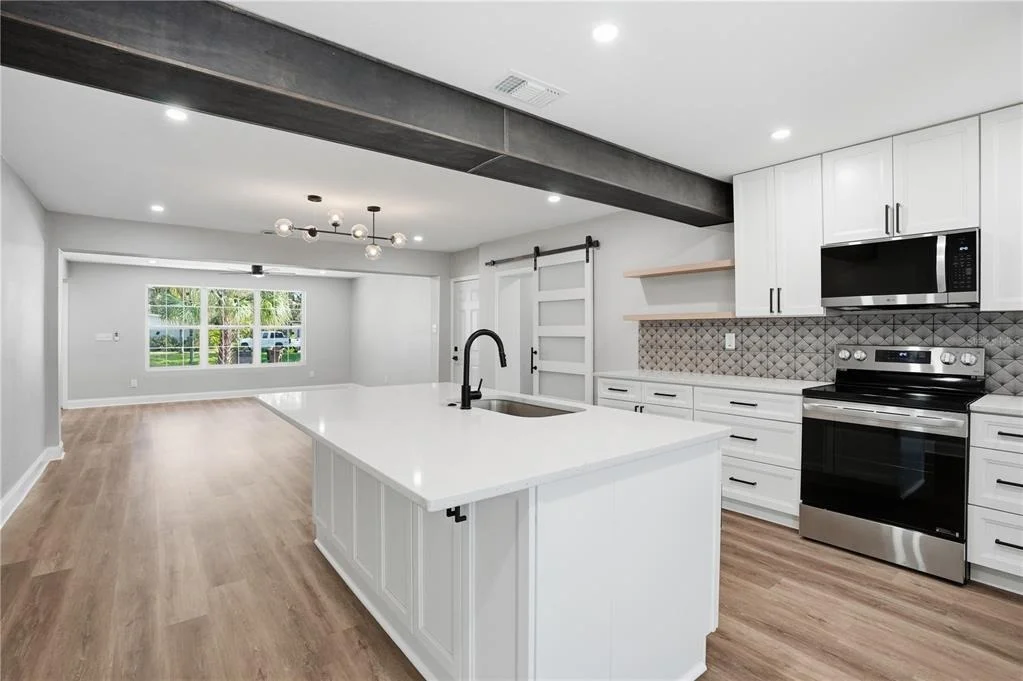 Photo of 707 ABERDEEN CIRCLE