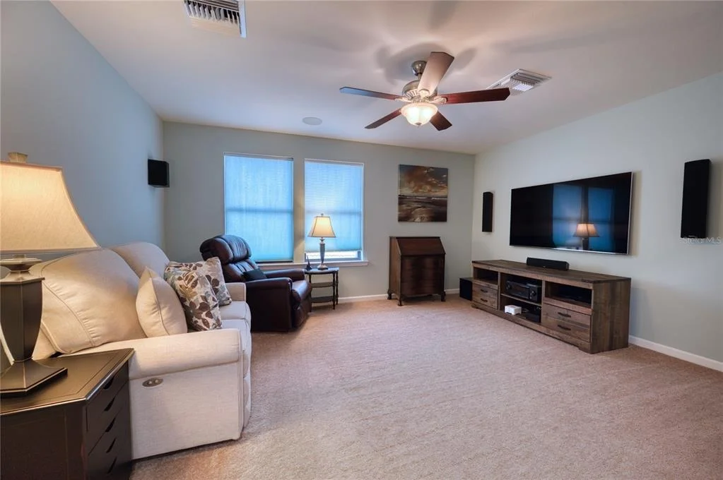 Photo of 17044 KENTON TERRACE