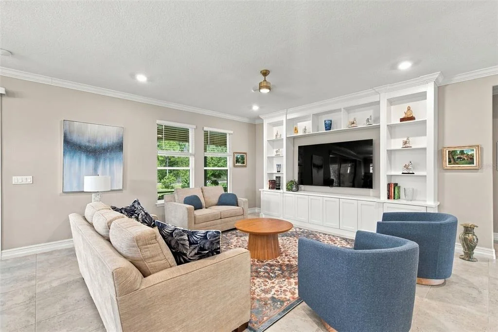 Photo of 4582 NW 57TH AVENUE