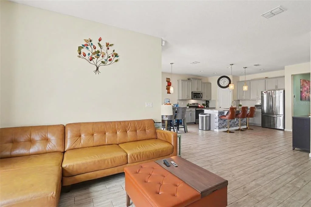 Photo of 1073 WANDERER DRIVE