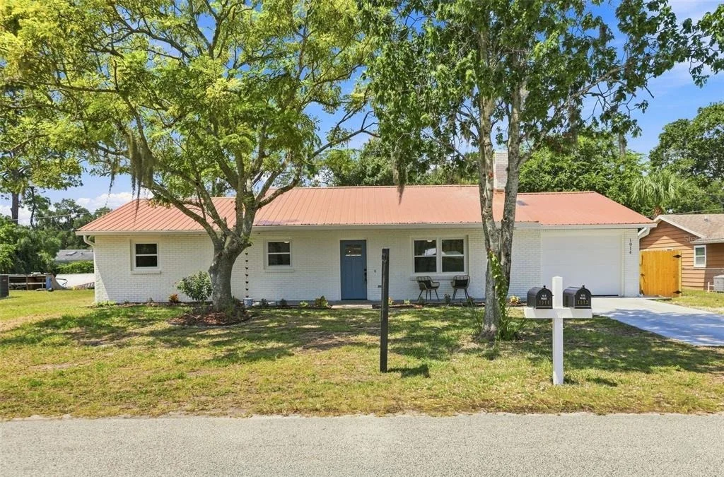 Photo of 1914 SABAL PALM DRIVE