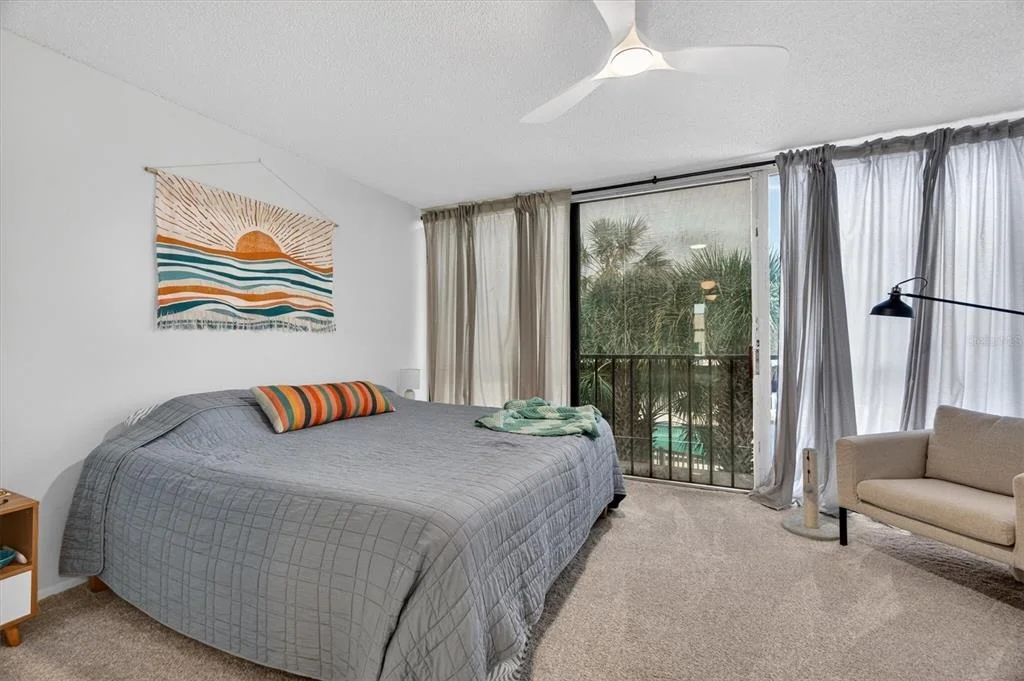 Photo of Unit UT63 at 5500 OCEAN SHORE BOULEVARD