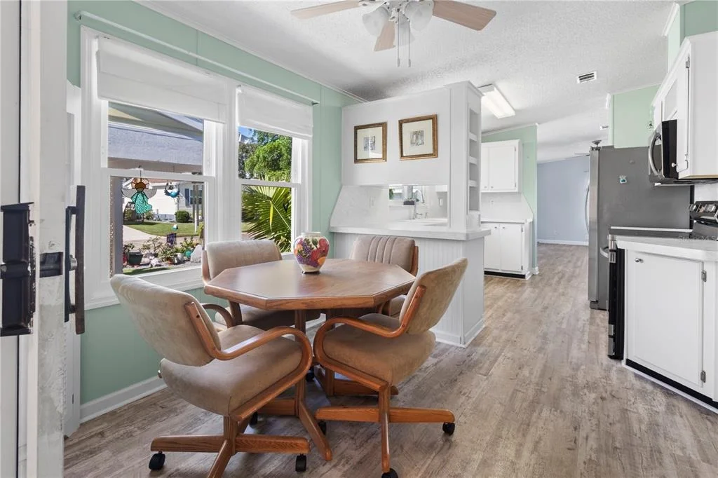 Photo of 190 NIGHTINGALE CIRCLE