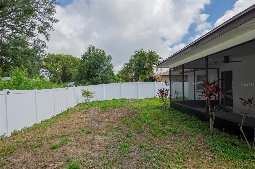 Photo of 1689 MONTEREY DRIVE
