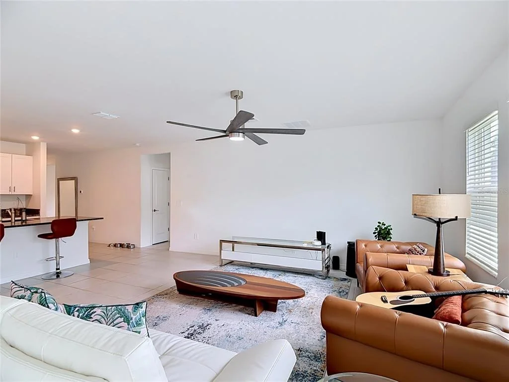 Photo of 1633 RED LOOP