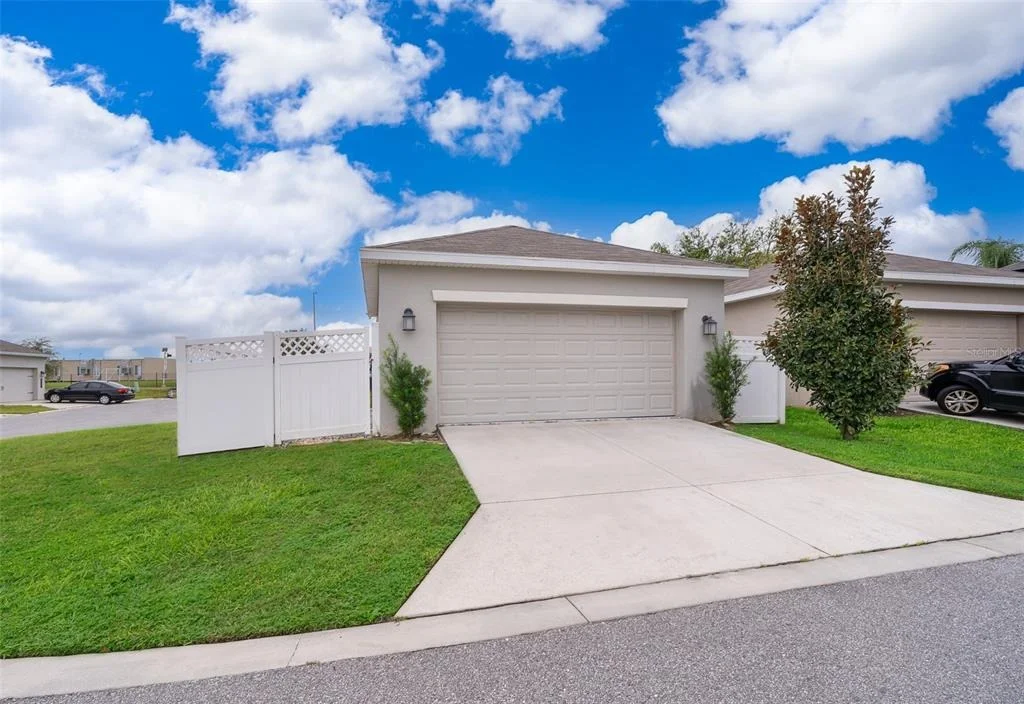 Photo of 16105 WATER SPRING BOULEVARD