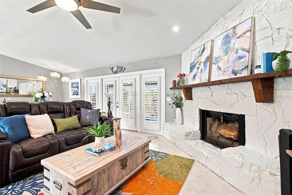 Photo of 201 LAGOON DRIVE