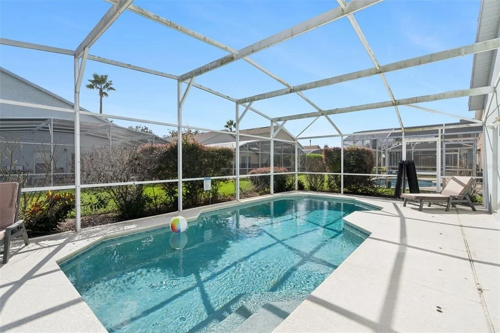 Photo of 905 LOCKBREEZE DRIVE