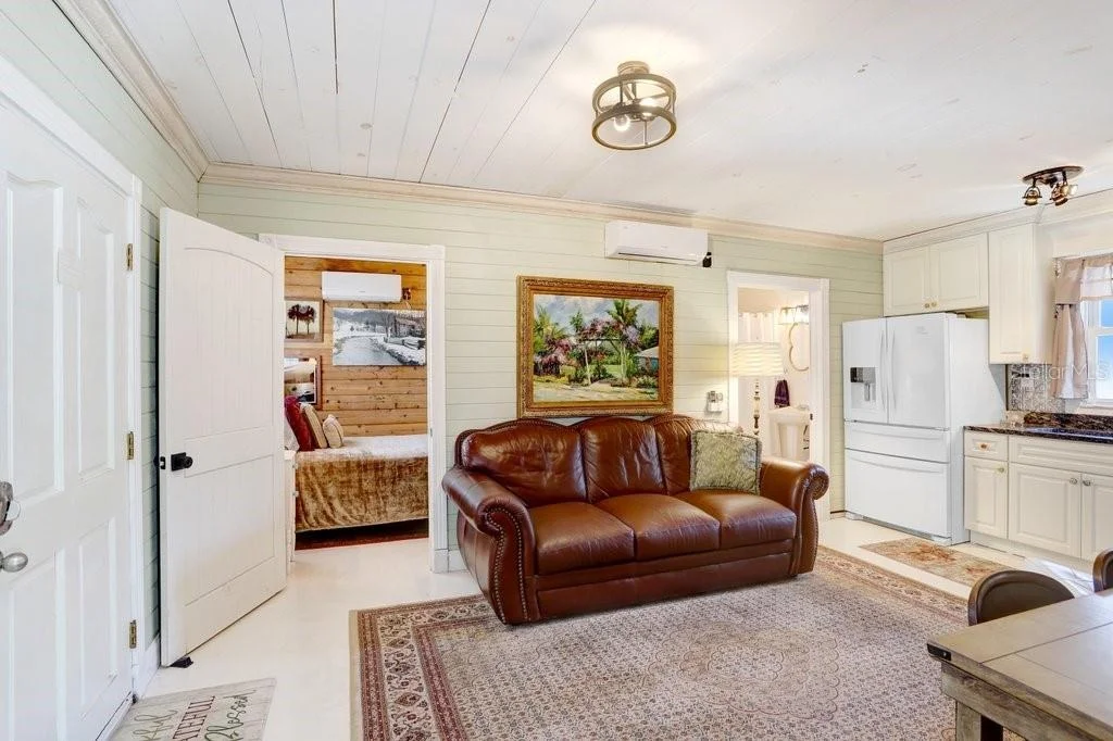 Photo of 8407 INTERBAY BOULEVARD