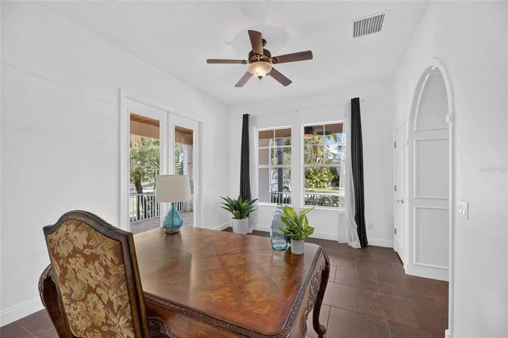 Photo of 824 ISLEBAY DRIVE