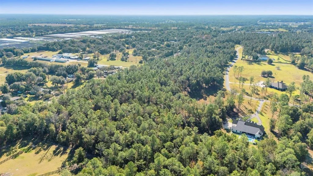 Photo of 24250 DEEP SPRINGS LOOP