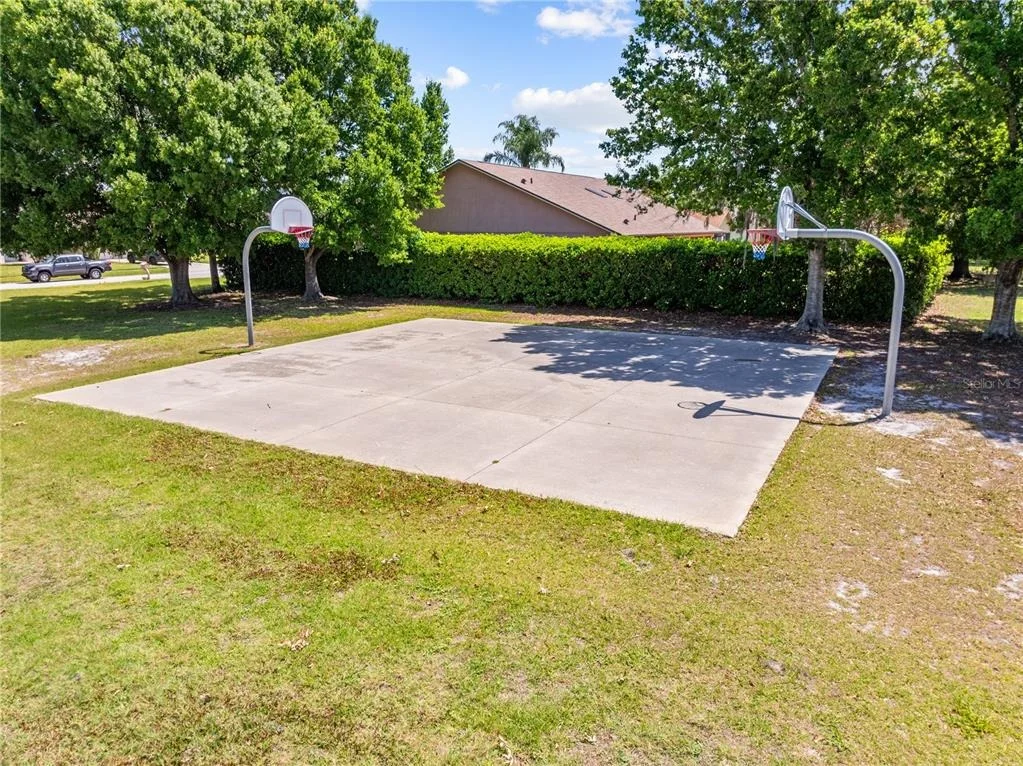 Photo of 2333 SWEETWATER BOULEVARD