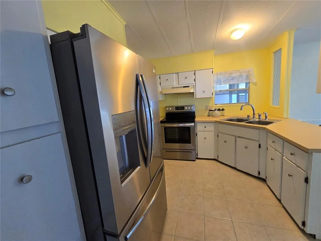 Photo of 3327 EILEEN DRIVE