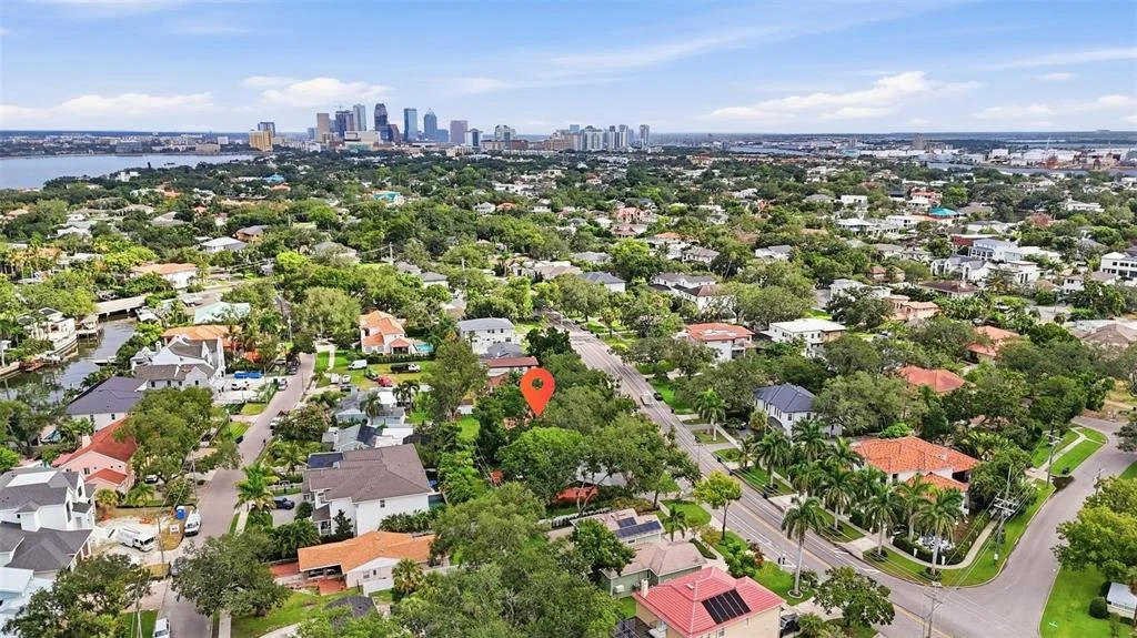 Photo of 500 W DAVIS BOULEVARD