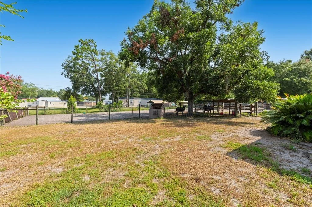 Photo of 85276 HARTS ROAD