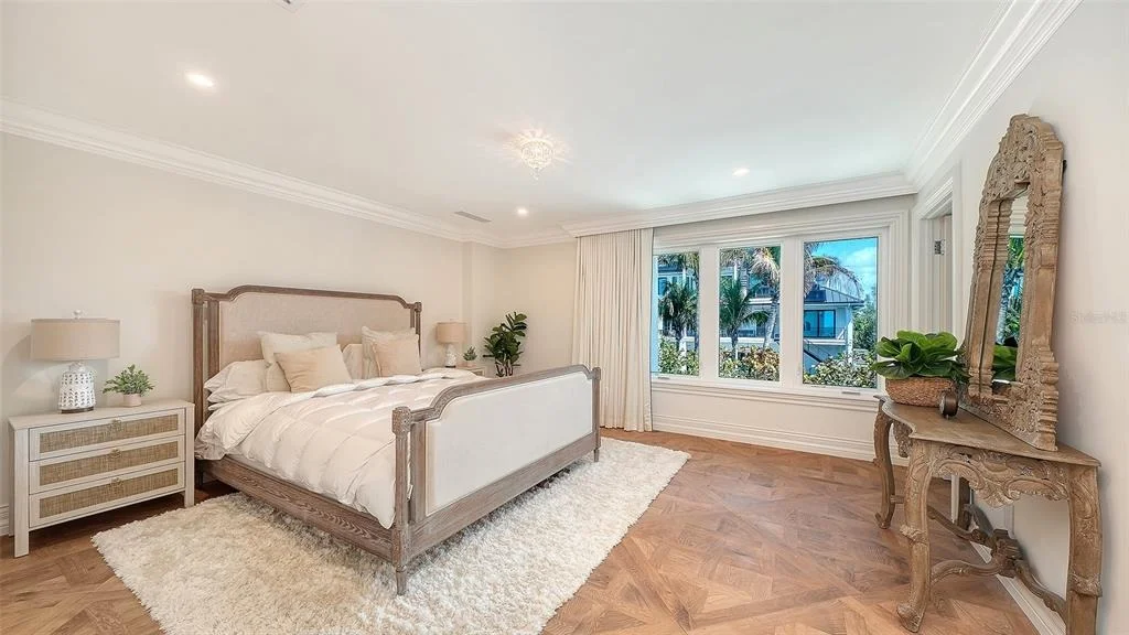 Photo of 6529 GULFSIDE ROAD
