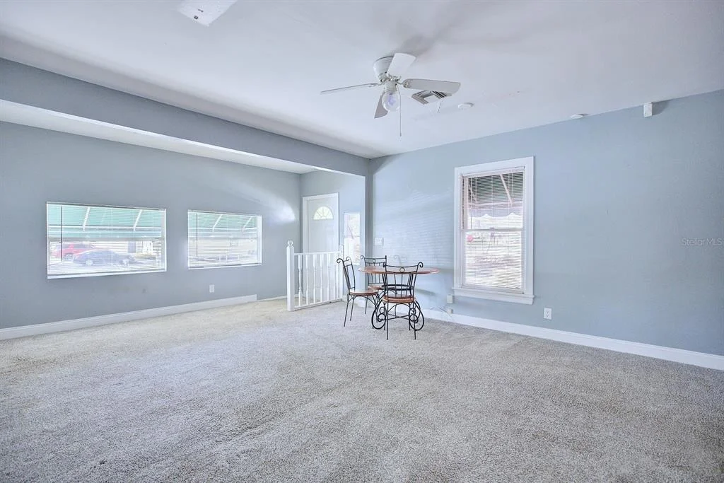 Photo of 121 BATES AVENUE SE