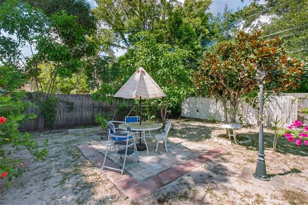 Photo of 568 MANOR DRIVE