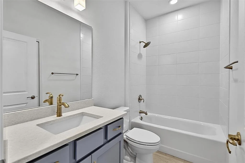 Photo of 10 PERSIMMON DRIVE
