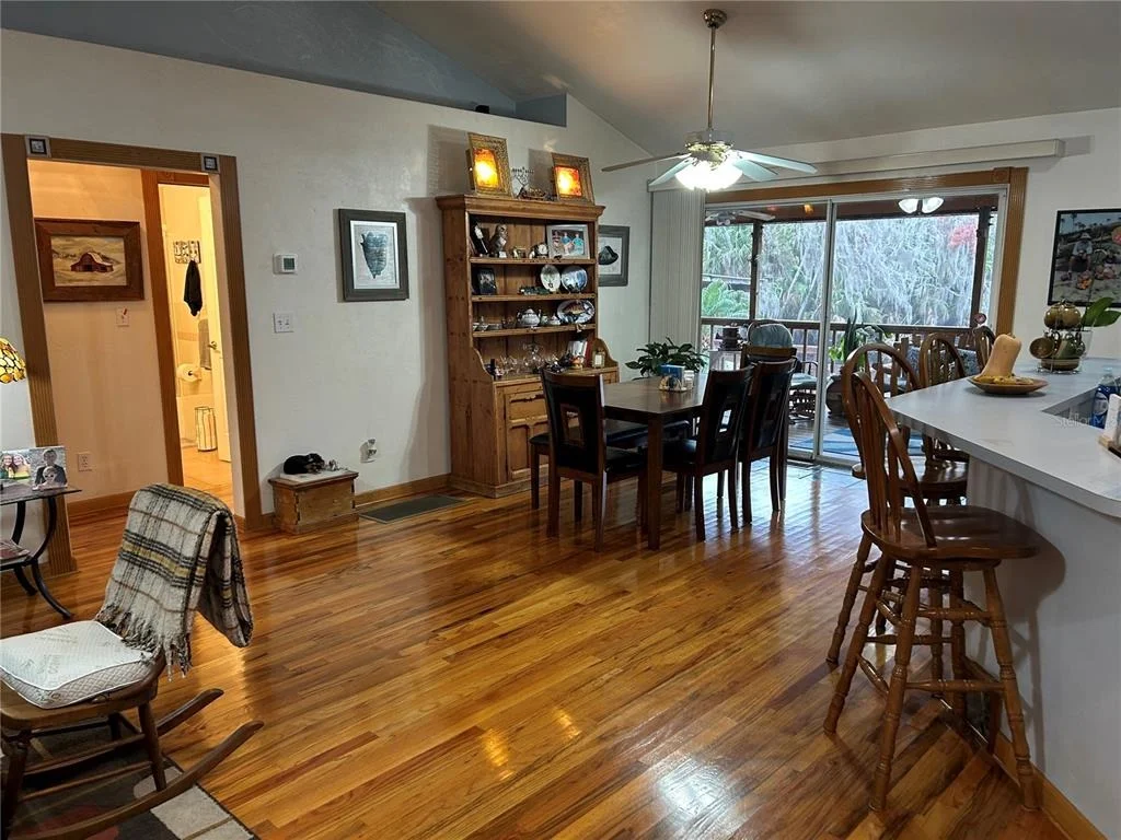 Photo of 55730 HOLIDAY  CIRCLE