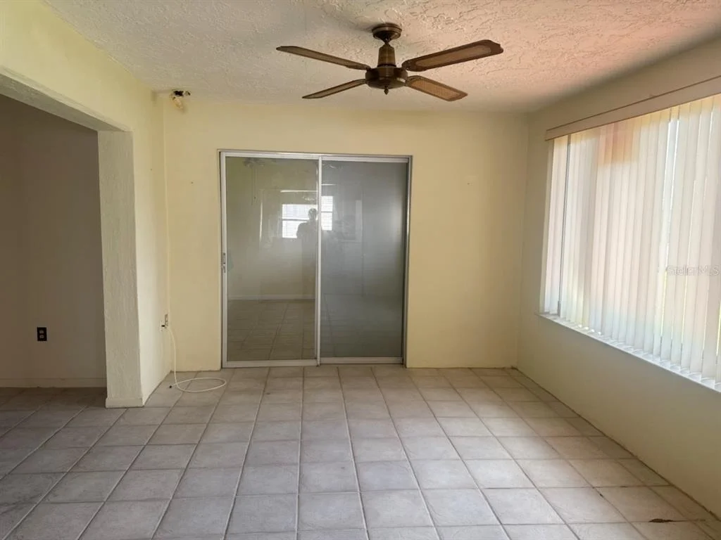 Photo of 5460 LEMON TREE LANE N