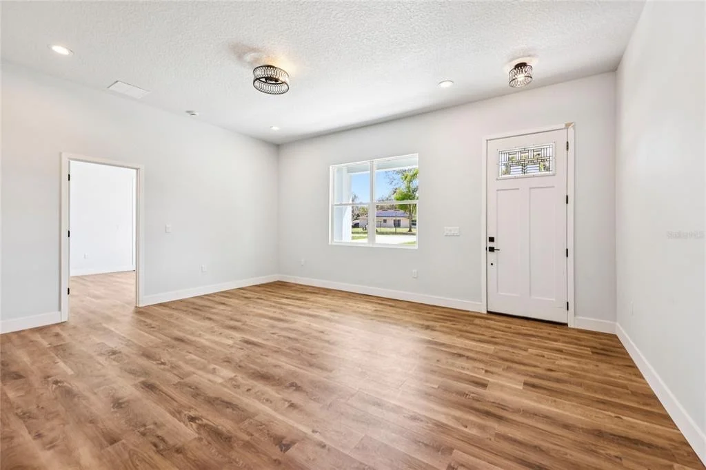 Photo of 351 MITNIK DRIVE